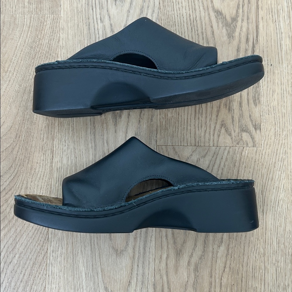 NAOT Rome‎ Black Matte Leather Sandal Size 38 7 - Picture 5 of 7